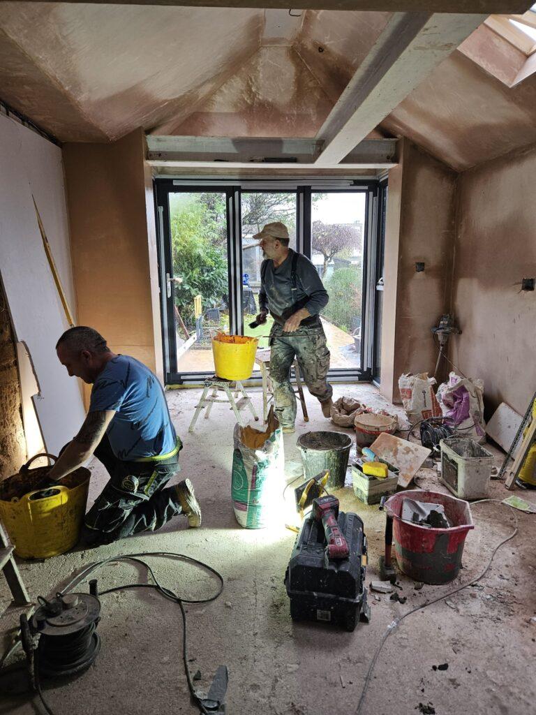 ABOUT MR DANIEL BUILDS